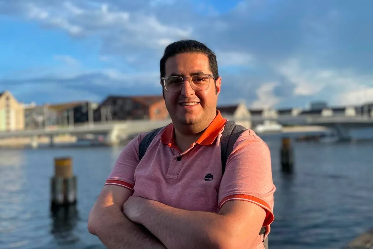 Erfan Tahriri at the Stockholm waterfront